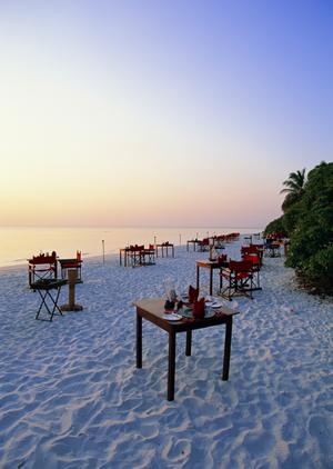 静岡市中心部の日本料理「四季」｜中島屋グランドホテルで味わう旬の逸品と豪華な空間